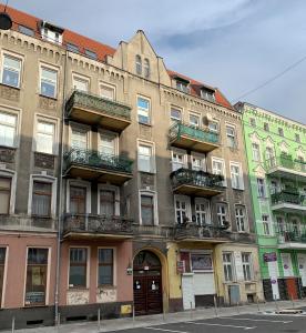 Bohaterów Getta Warszawskiego 15